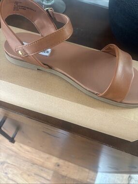 Steve Madden Tan Leather Two-Strap Ankle Sandals